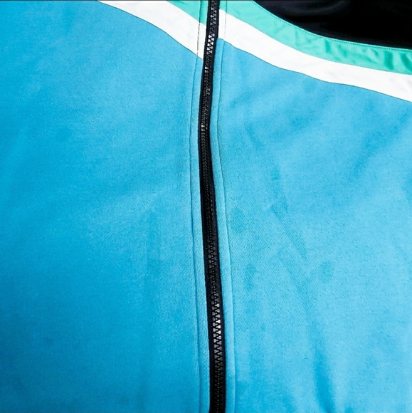 FILA Zip-Up - Picture 5 of 5